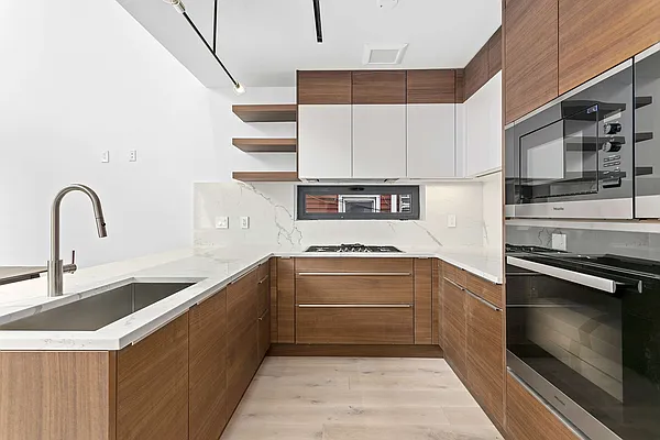 Sold by Compass | media 5