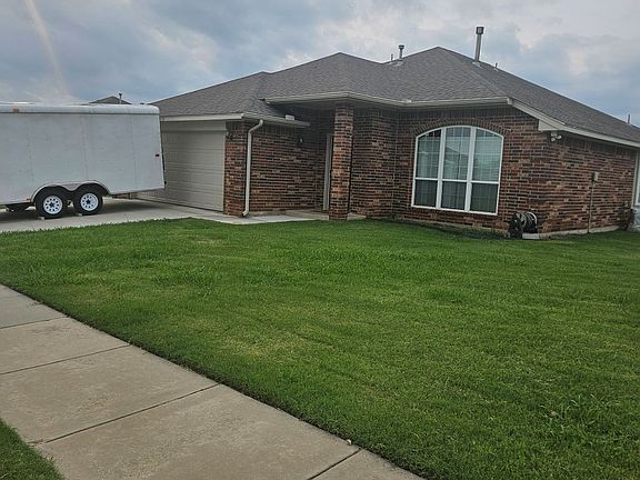 2nd image of 6129 SE 86th St