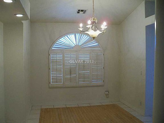 4th image of 9539 Desert Crest Ct