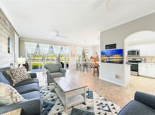 8735 Coastline Ct APT 102, Naples, FL 34120