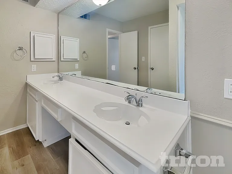 16327 Dounreay Dr — Photo 10
