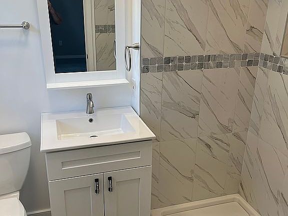1st Floor Primary Ensuite