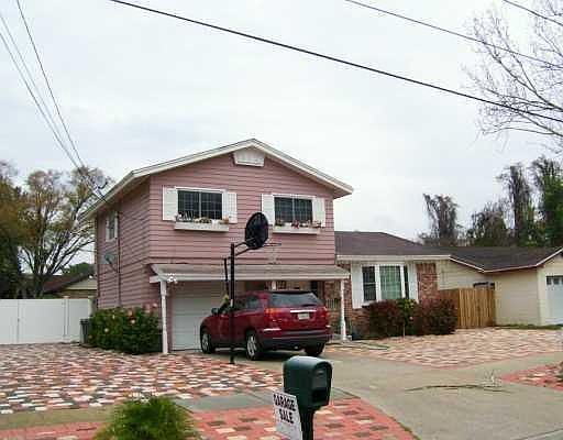 1st image of 3327 W Paris Stree
