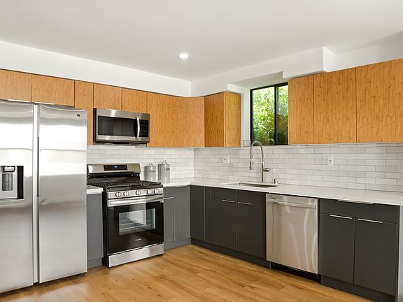 2nd image of 1856 S Redondo Blvd #1/2