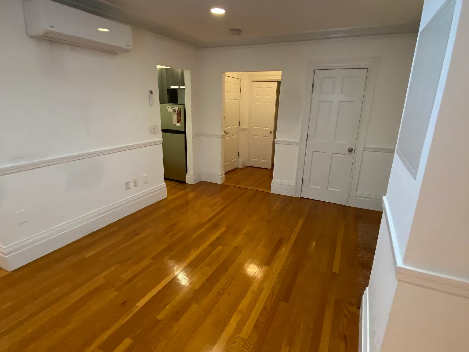 Studio, 450 sqft, $2,700 — Photo 2