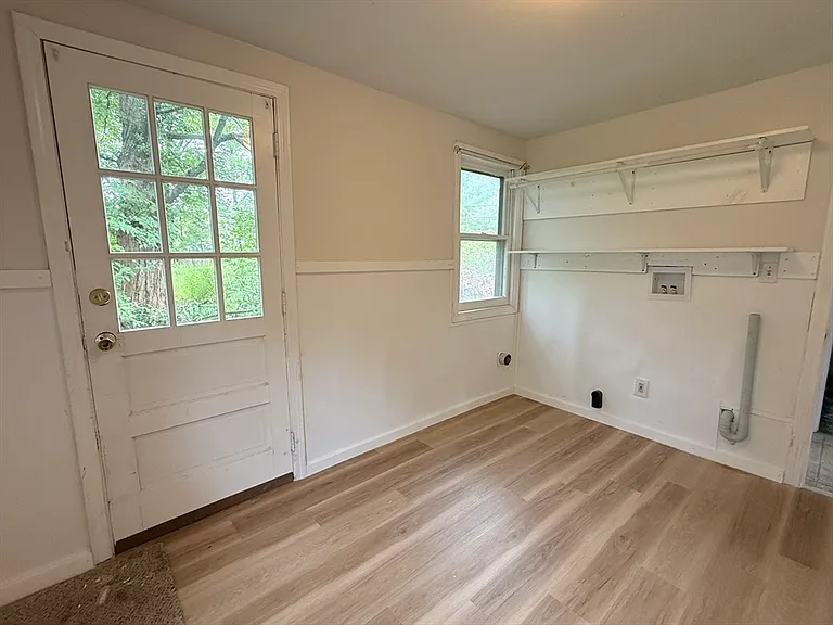 64 W Main St #64 — Photo 13