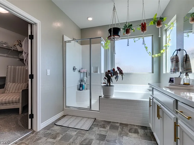 8160 Skye Desert Dr — Photo 42