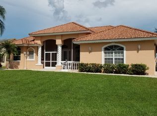 23 SE 10th Ave, Cape Coral, FL 33990