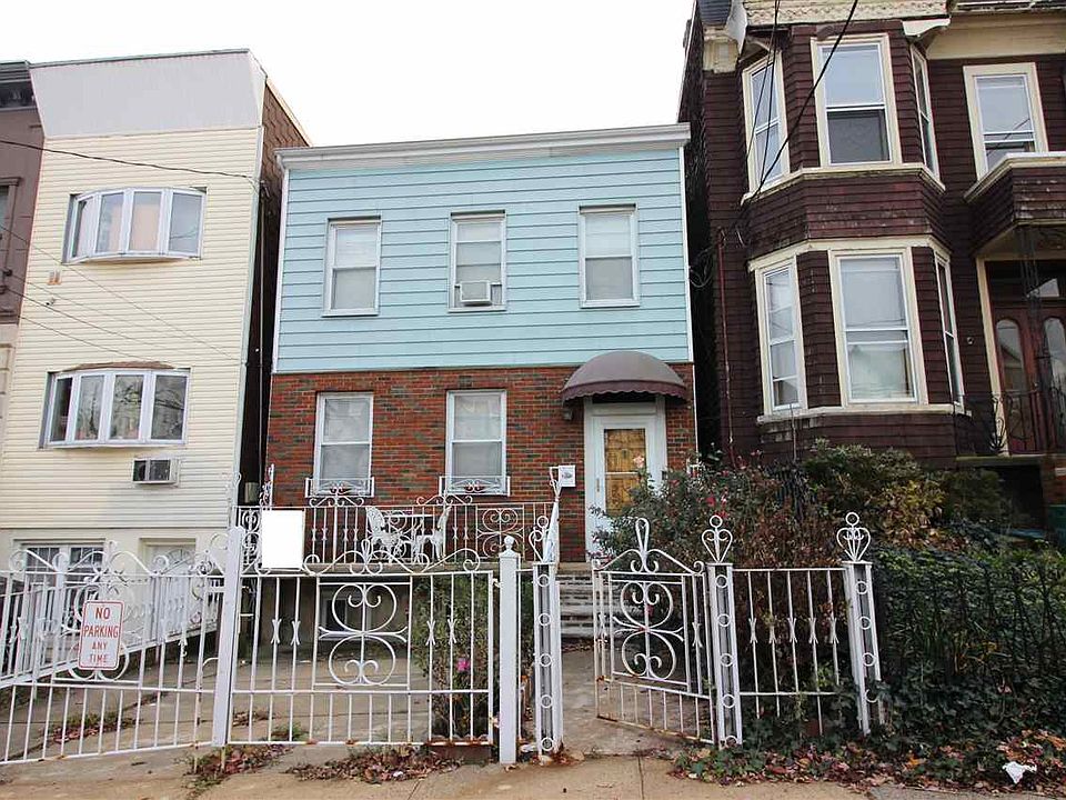 1st image of 23 Zabriskie St