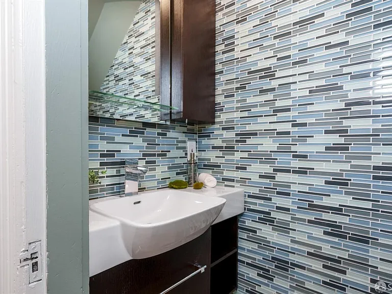 135 Scott St — Photo 7