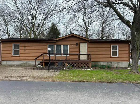 166 Mariners Cv, Put In Bay, OH 43456