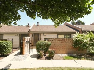 538 E Main St E, Barrington, IL 60010