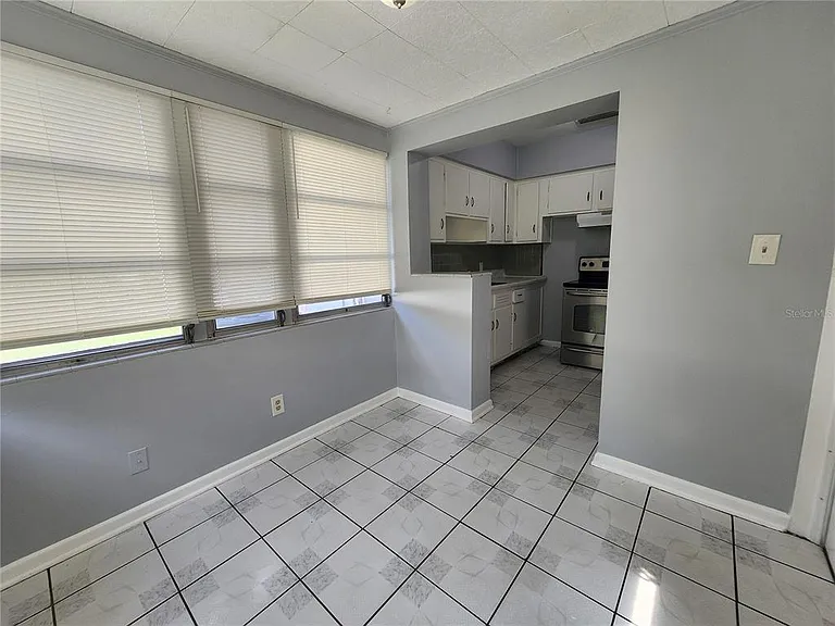 5140 Janice Cir S — Photo 3