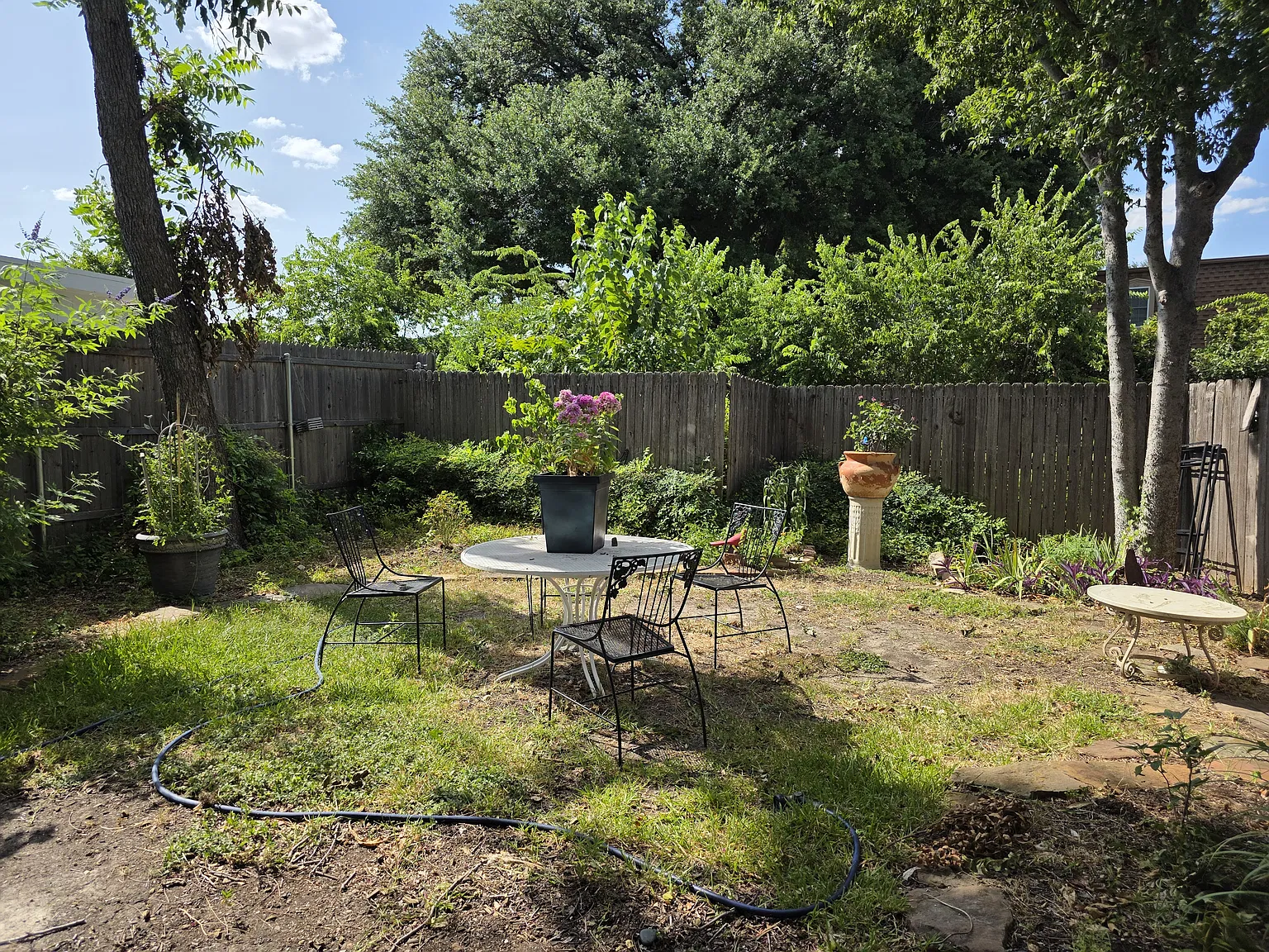 3 bed, 2000 sqft, $2,475 — Photo 3