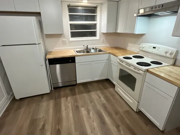 10717 W 90th Ter, Overland Park, KS 66214