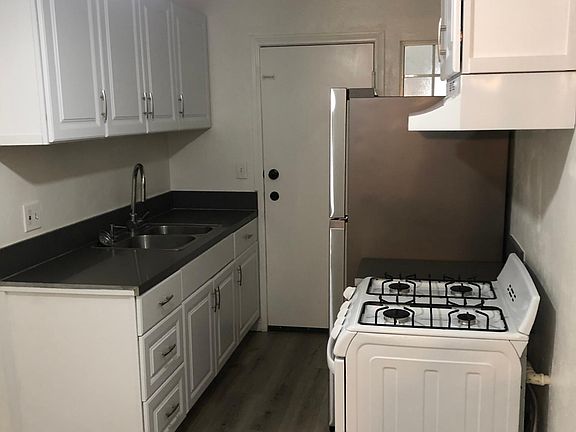 5th image of 1216 N Las Palmas Ave #2