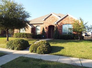 8005 Wilmington Dr, Rowlett, TX 75089