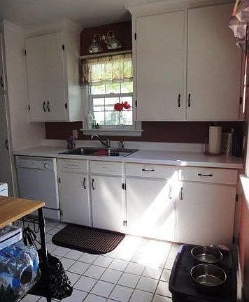 3rd image of 1205 Goodrich St
