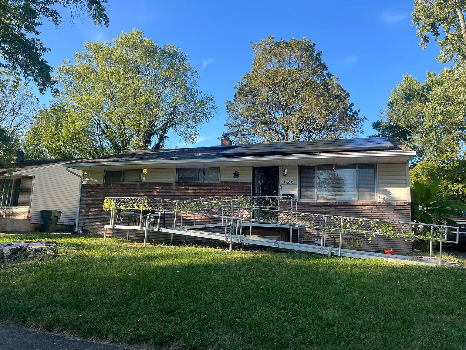 3608 Bolton Ave photo 1