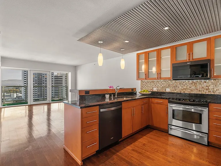 255 N Sierra St #1808 — Photo 9