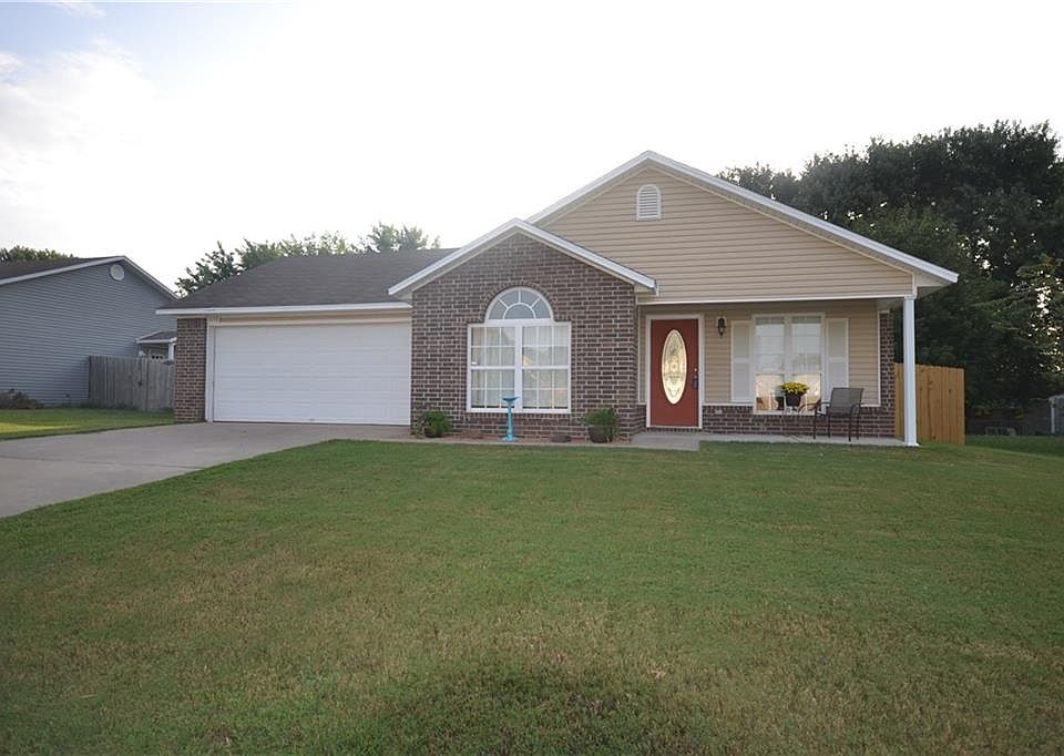 1st image of 1078 S Nelson Dr