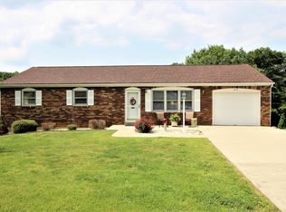 875 White Oak Rd, Irvine, KY 40336
