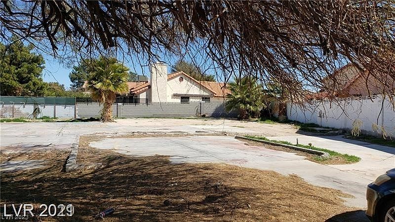 1st image of 4620 Kristen Ln