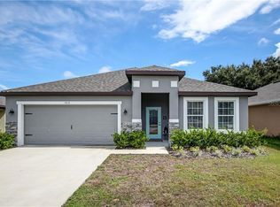 1012 Kellogg Dr, Tavares, FL 32778