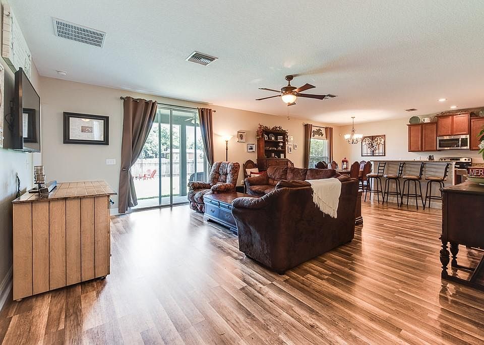 2nd image of 6736 Hampshire Blvd