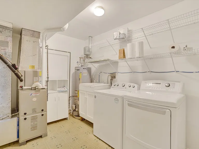 3051 Solar Dr — Photo 12