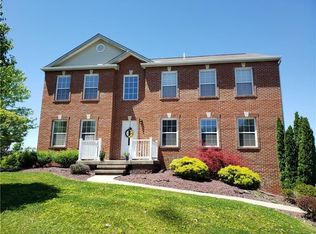 423 W Spring Grove Blvd, Rostraver Township, PA 15012