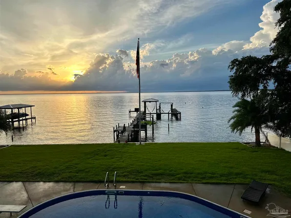6564 E Bay Blvd, Gulf Breeze, FL 32563
