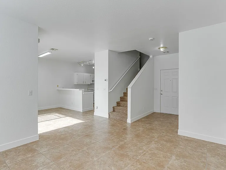 251 S Green Valley Pkwy #5111 — Photo 5