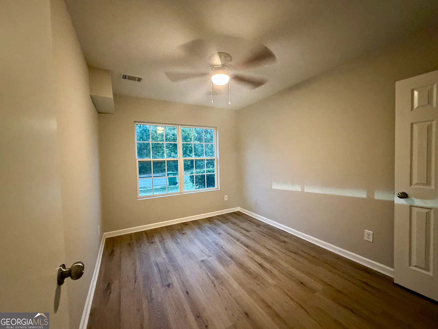 4 bed, 3.0 bath, 1380 sqft, $1,450 — Photo 4
