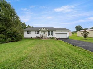 312 Economy Cir, Dandridge, TN 37725