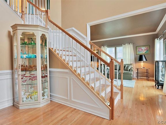 2nd image of 4944 Westward Terrace Gln
