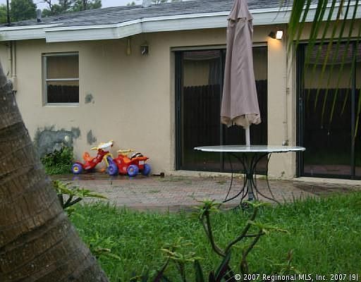4th image of 5952 Saint Barbara St