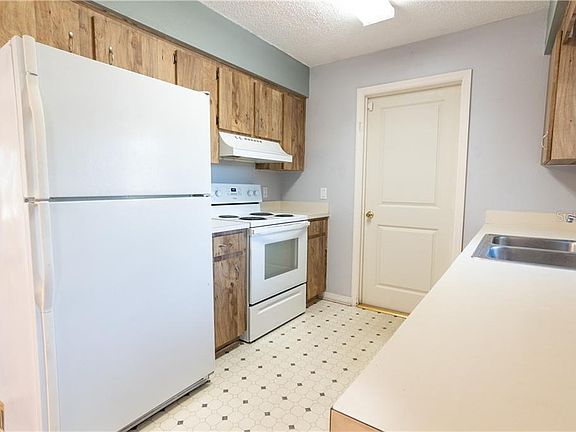 4th image of 3468 Jarrod Ln