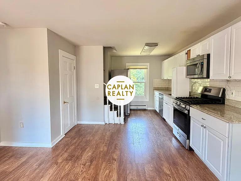 43 Ramsdell St — Photo 1