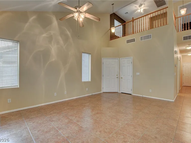 9540 Gibbon Ave — Photo 10