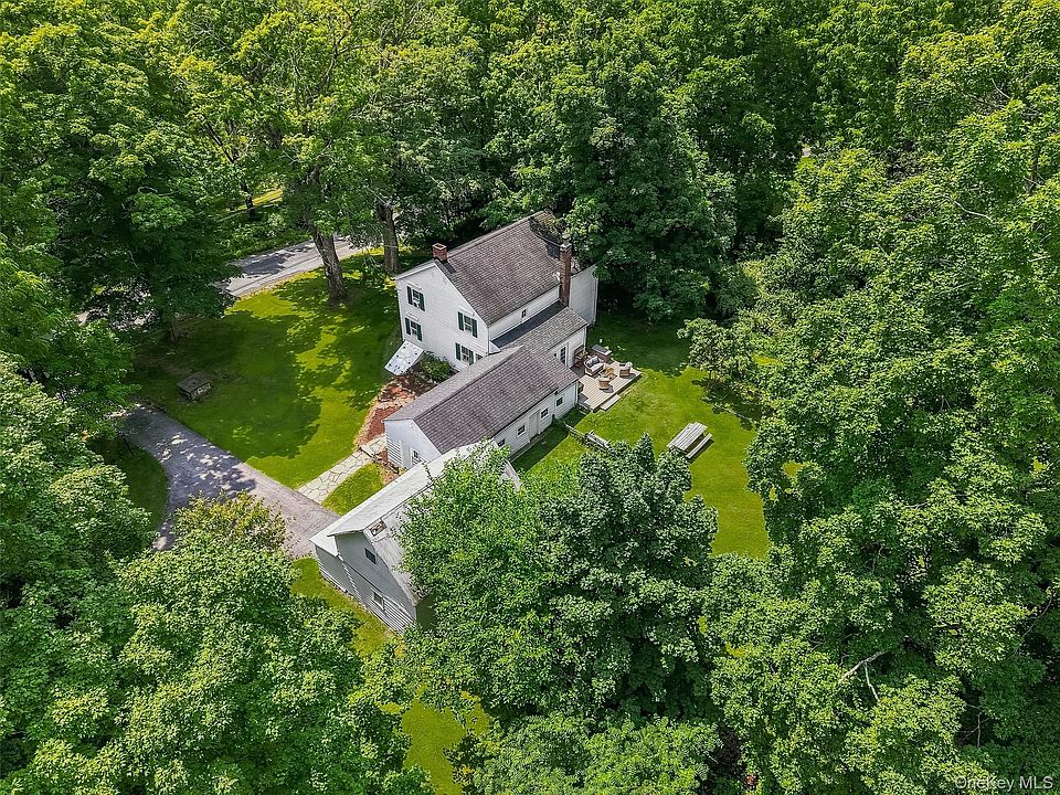 1st image of 51 Mountainside Road
