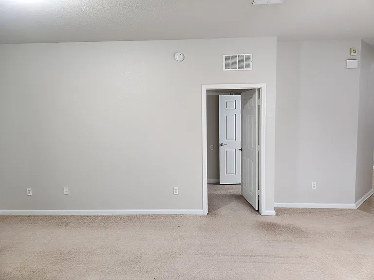 3326 Robert Trent Jones Dr #406 — Photo 8