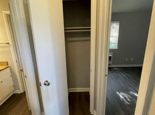 1 Bedroom Apartment with a Bonus Loft, Huntsville, AL 35816