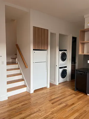 Rented by Nooklyn NYC LLC | media 4