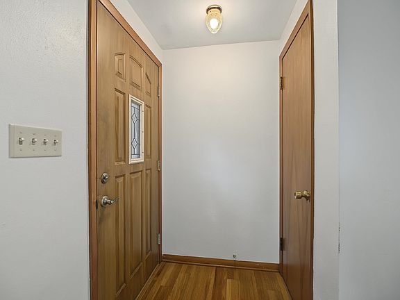 3rd image of 2511 8th St