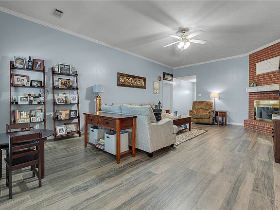 4th image of 3821 Stony Creek Ln