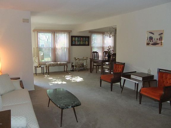 3rd image of 295 Marni Ln