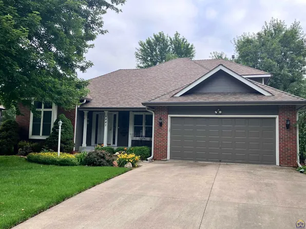 6441 SW Golf View Dr, Topeka, KS 66614