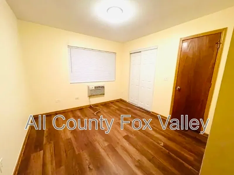 2909 Willow Ln — Photo 2