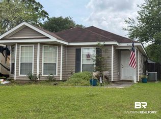 8727 Terrell Ct S, Mobile, AL 36695